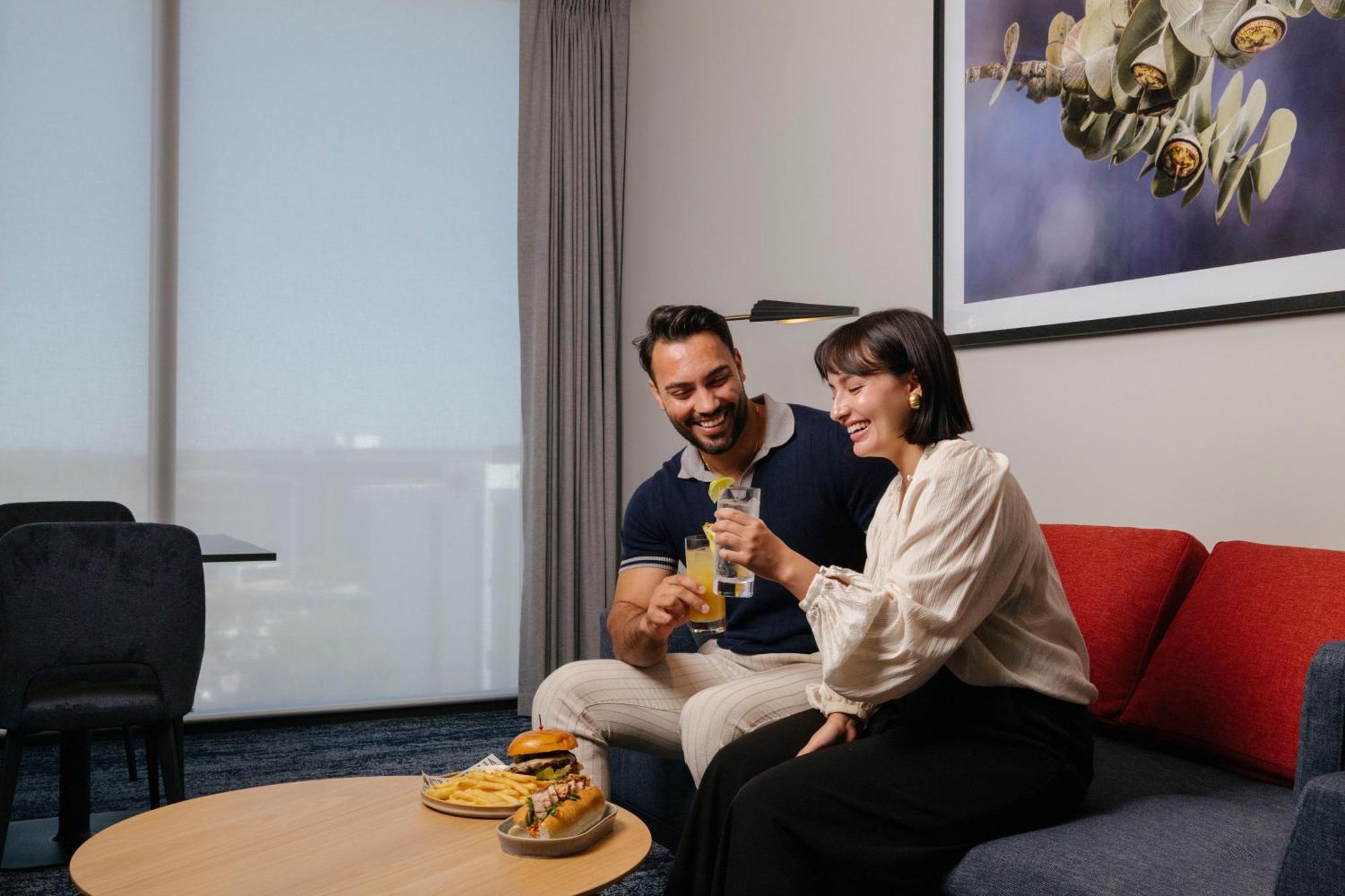 Courtyard By Marriott Perth Murdoch Fremantle Exteriör bild