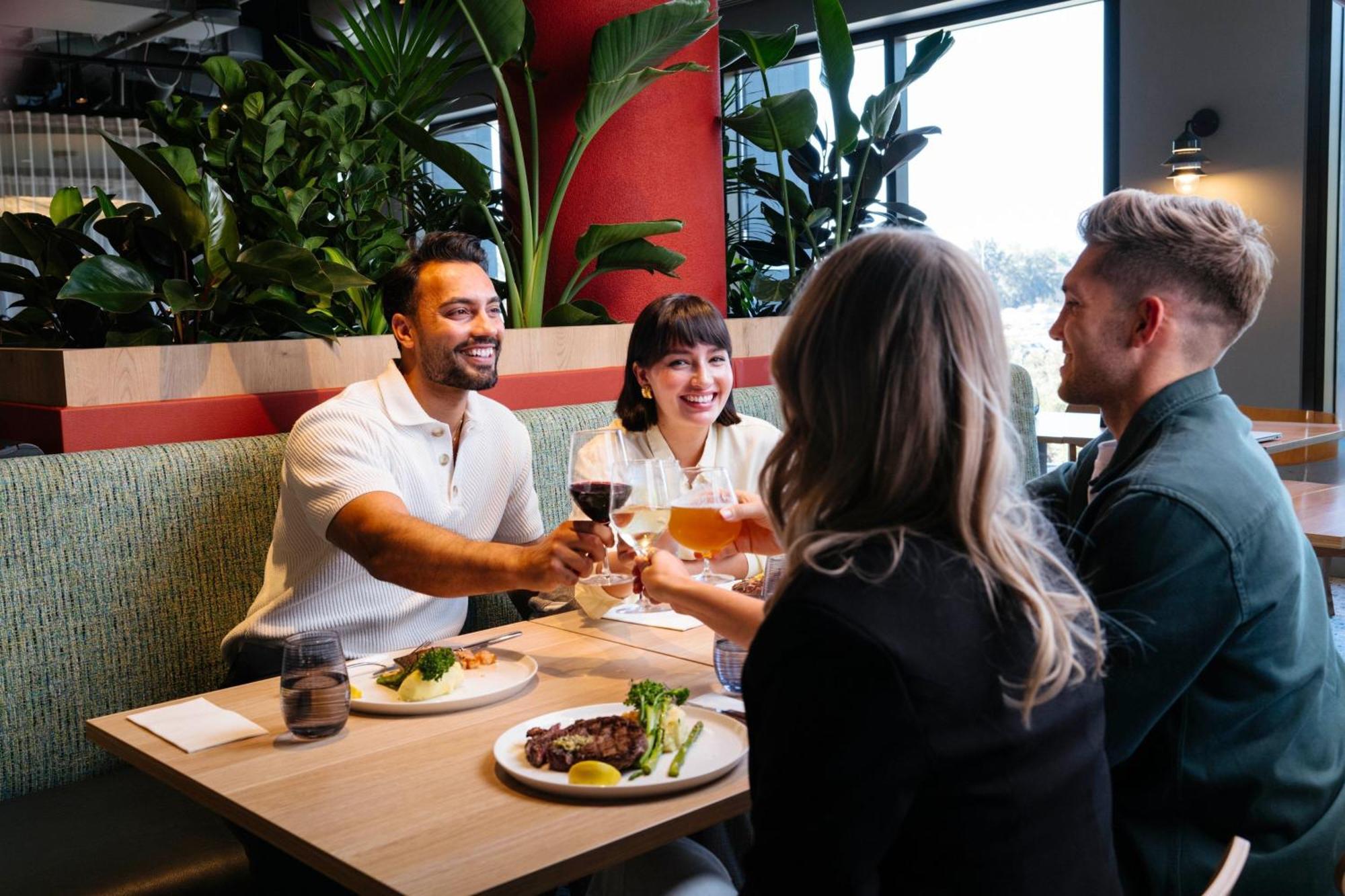 Courtyard By Marriott Perth Murdoch Fremantle Exteriör bild
